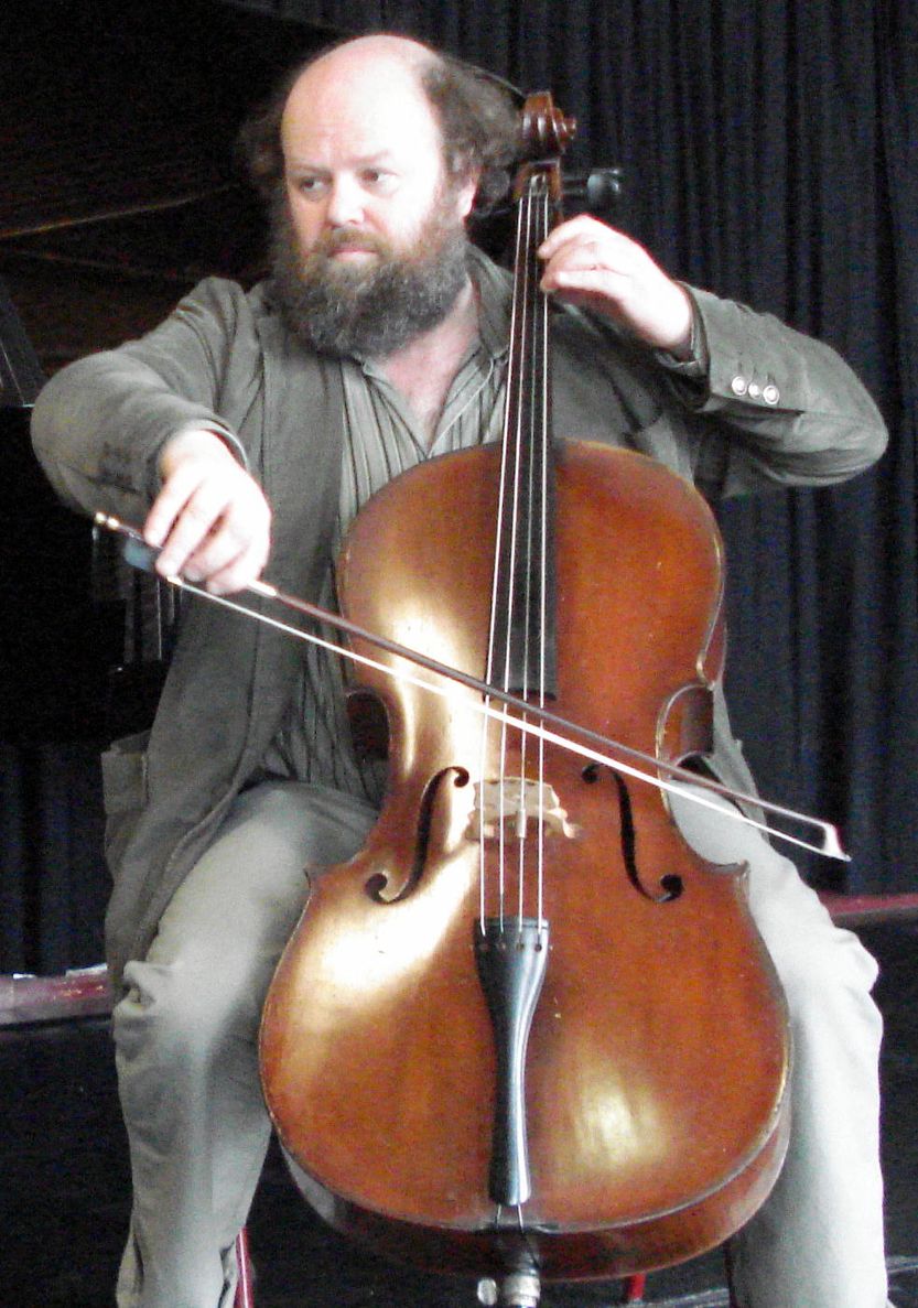 Cellist